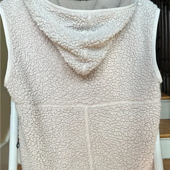Prana Cream Sherpa Vest with Zip - Picture 5 of 6